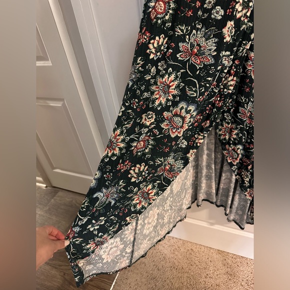 Springfield floral dress. Excellent condition. No trades. - Picture 3 of 7